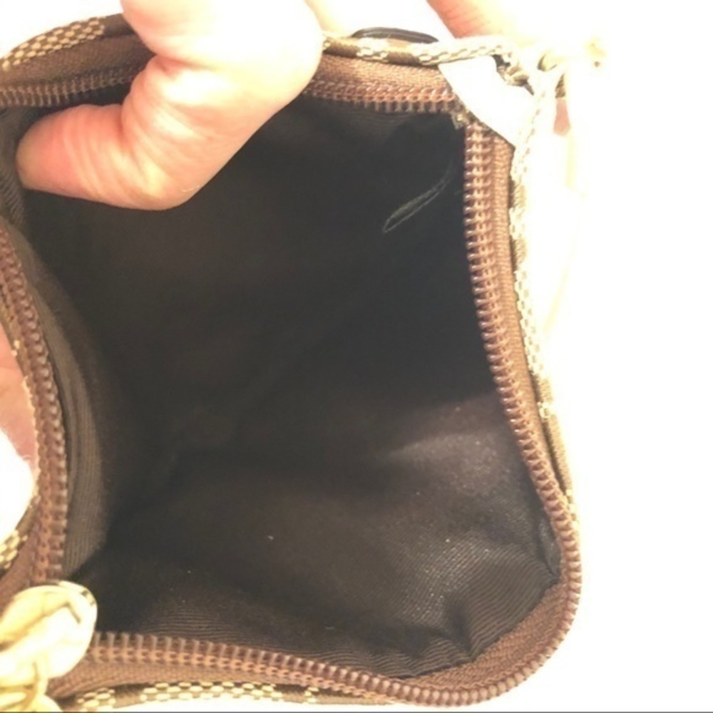 COACH signature c brown white/cream wristlet - Picture 4 of 8